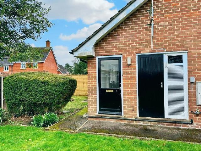 Flat for rent in Sutton Scotney, Isle Of Man