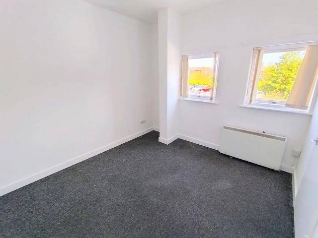Studio for rent in Telford
