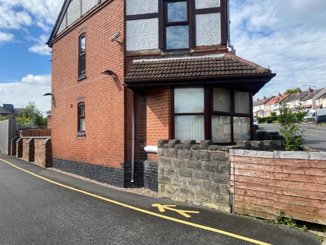 Flat for rent in Whittleford, Camp Hill