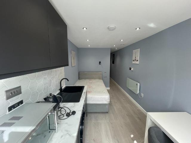 Flat for rent in St Ann's, Haddon