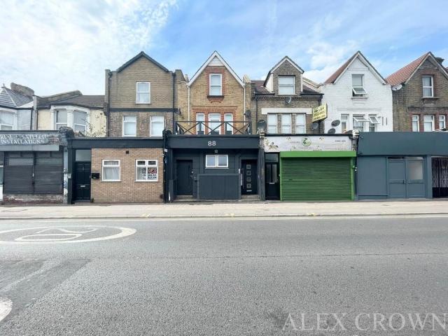 Flat for rent in Leyton, Greater London