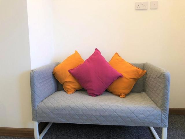 Studio for rent in Canley, West Midlands