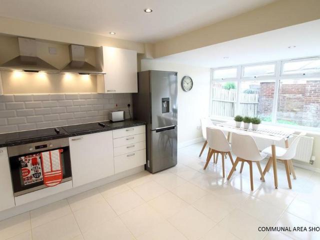 Studio for rent in Northampton, Northamptonshire