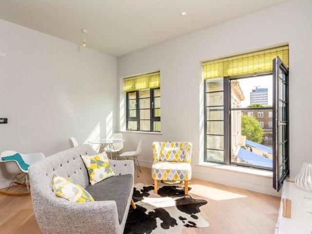 Studio for rent in London Borough of Hounslow, Greater London