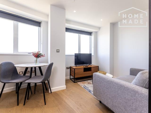 Studio for rent in Sudbury, Greater London