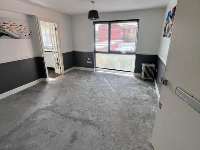 Studio for rent in Broxbourne, Hertfordshire