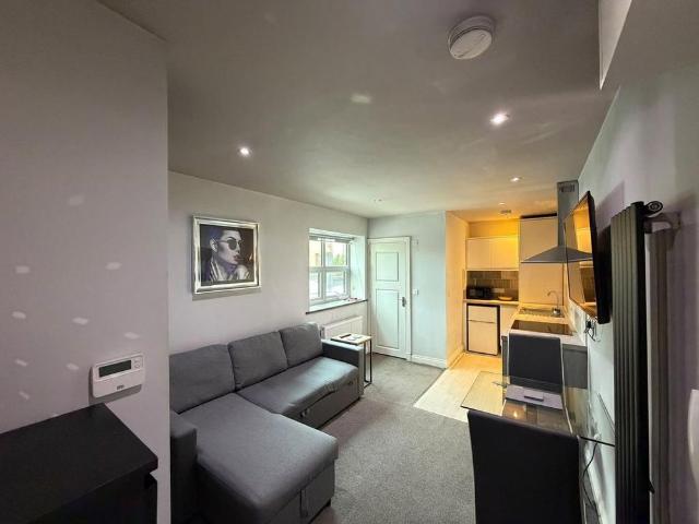 Studio for rent in Meols Cop, Southport