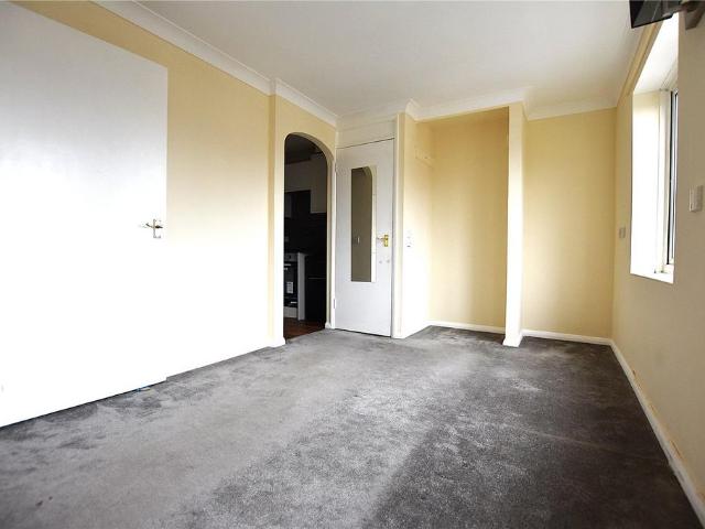 Flat for rent in London Borough of Croydon, Thornton Heath