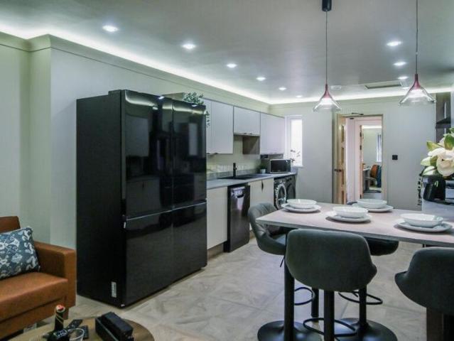 Studio for rent in Stirchley, Isle Of Man