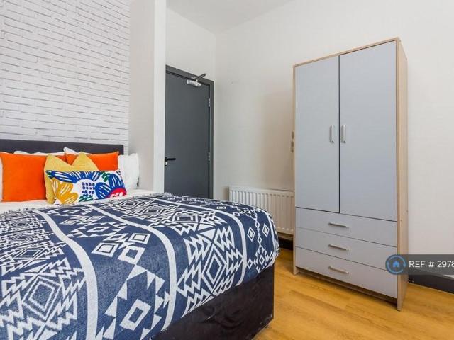 Studio for rent in Ayresome, Normanby