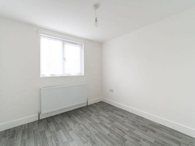 Studio for rent in Harrow Weald, Greater London