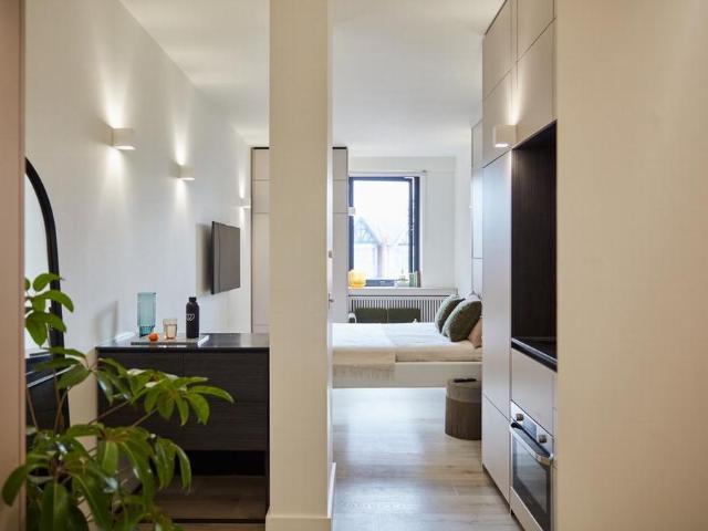 Studio for rent in Westminster, Victoria