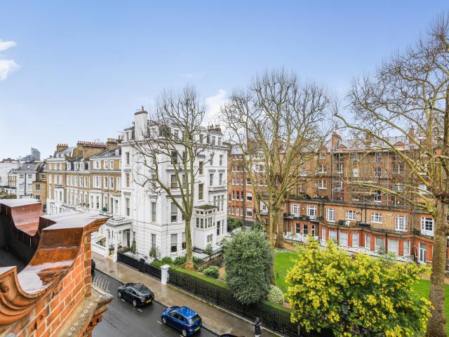 Apartment for rent in The Boltons, Greater London