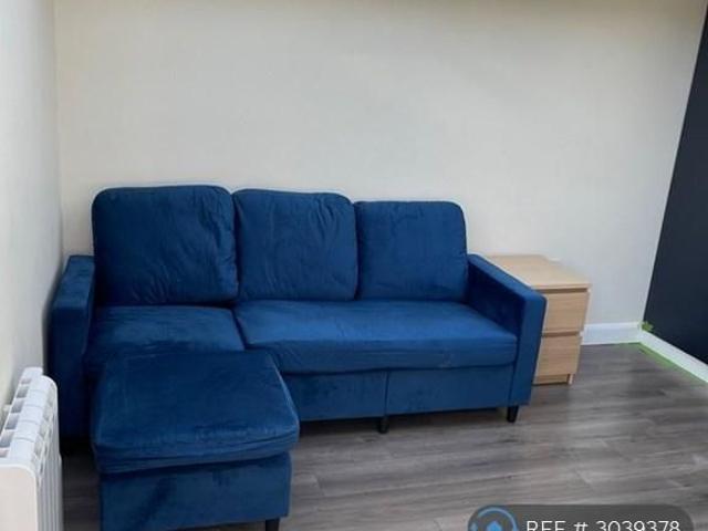 Studio for rent in Canterbury Christ Church University Accommodation, Canterbury