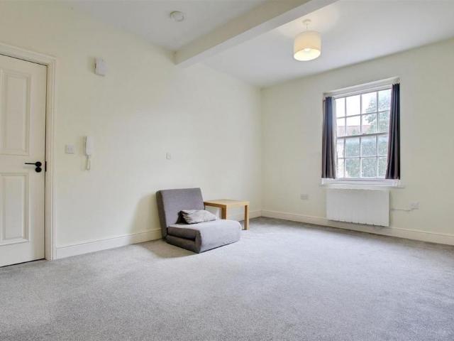 Studio for rent in Roman Town, Huntingdon