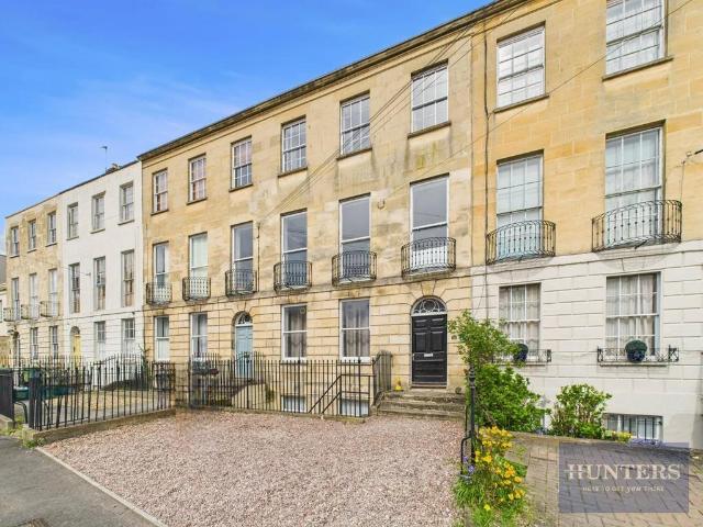 Flat for rent in Ewens Farm, Golden Valley