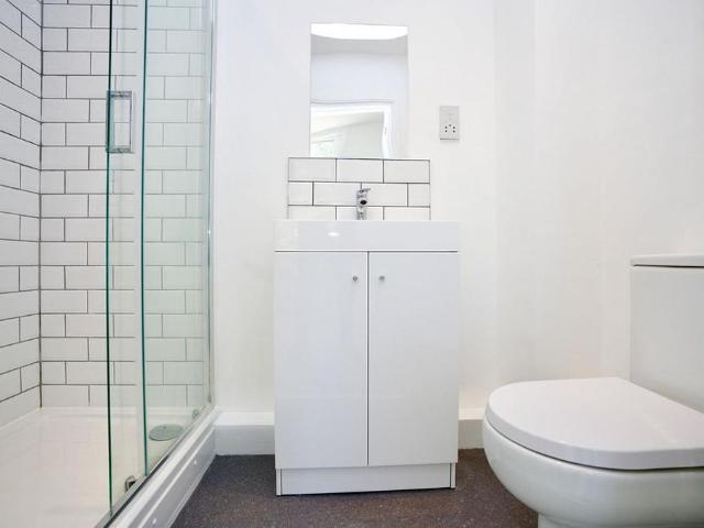 Studio for rent in Aldrington