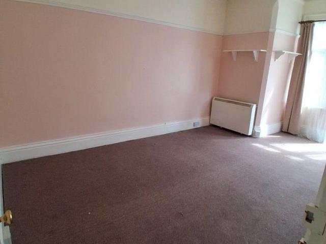 Studio for rent in West Midlands