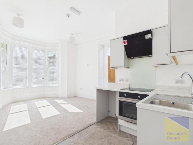Studio for rent in Longridge, Paradise