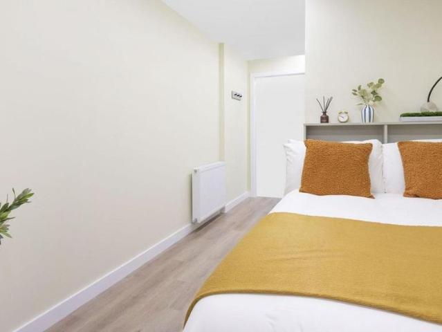 Studio for rent in Blythswood Hill, Scotland