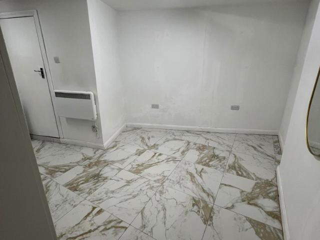 Flat for rent in Aveley, Essex