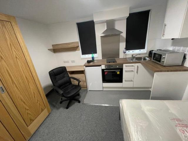 Flat for rent in Highfields, Old Wharf