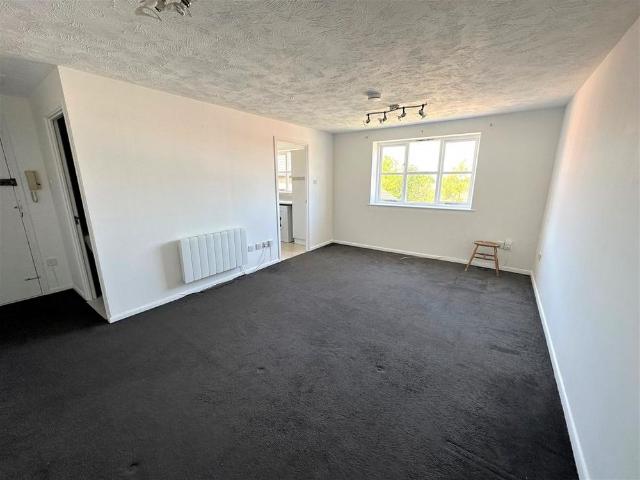 Studio for rent in King's Walden, Hertfordshire