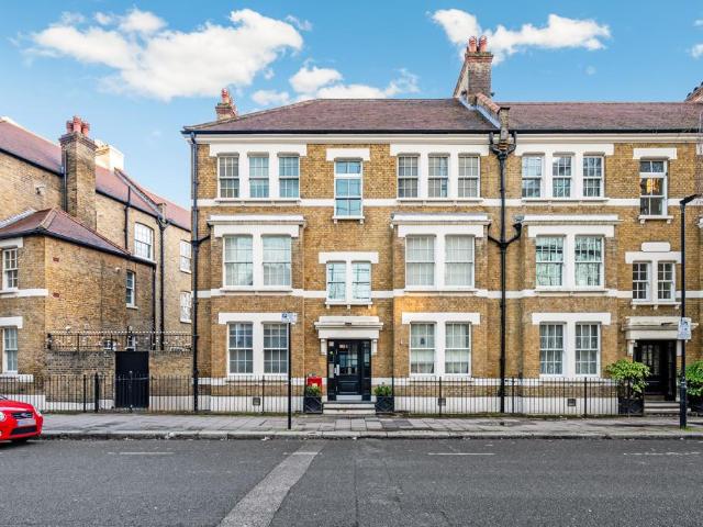 Flat for rent in Isle Of Man