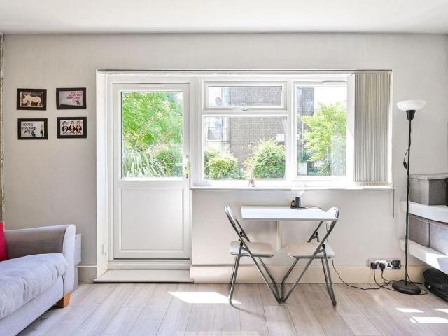 Studio for rent in Old Kent Road, Greater London