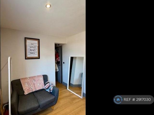 Studio for rent in Ayresome, Normanby