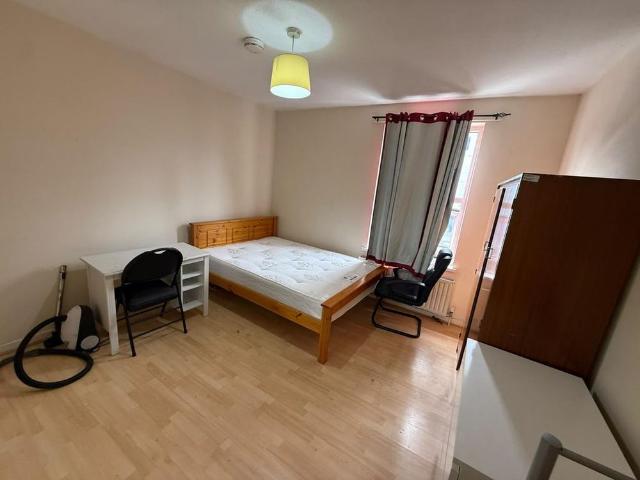 Studio for rent in Ladywood, West Midlands