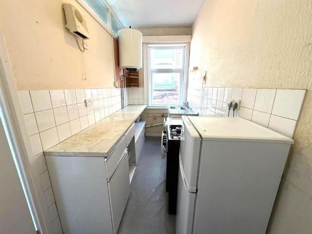 Studio for rent in West Midlands