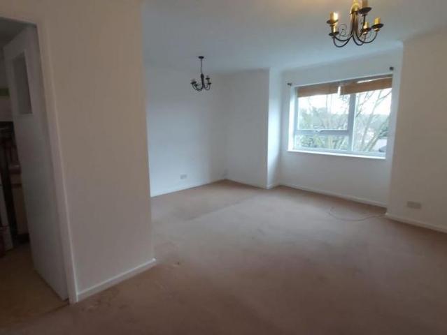 Studio for rent in London Borough of Croydon, Sanderstead