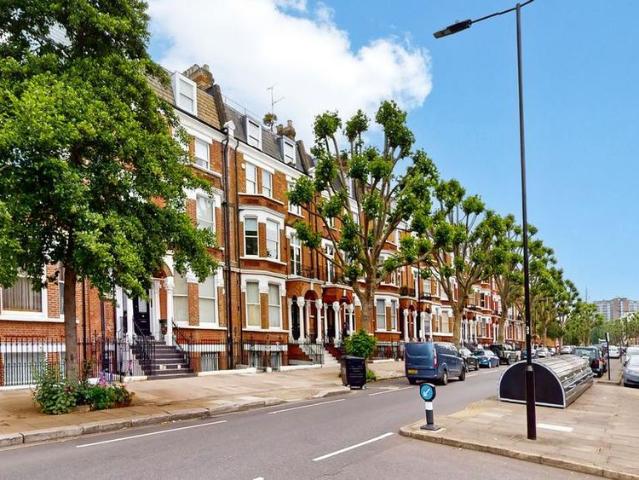Studio for rent in Kensal Town, Greater London