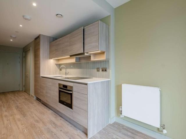 Studio for rent in London Borough of Brent, Greater London