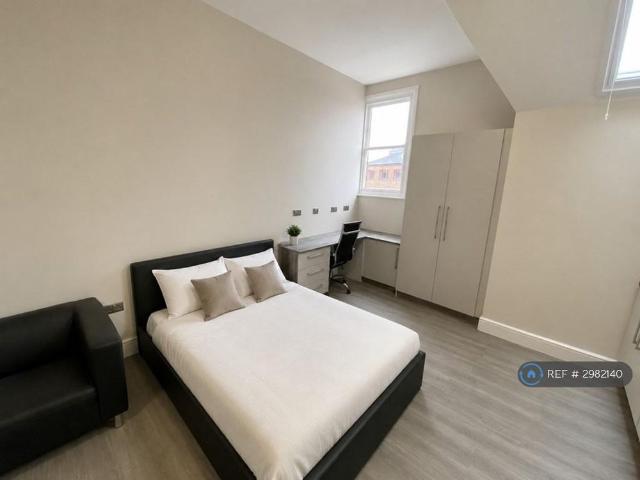 Studio for rent in New Normanton, East Midlands