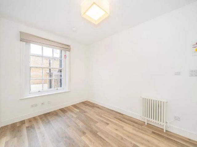 Studio for rent in City of Westminster, Greater London