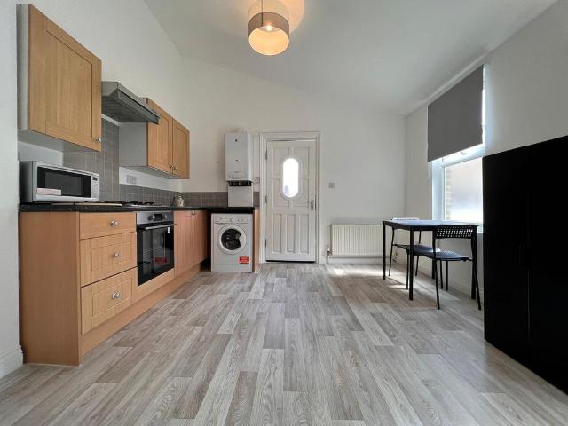 Flat for rent in West Norwood, Isle Of Man