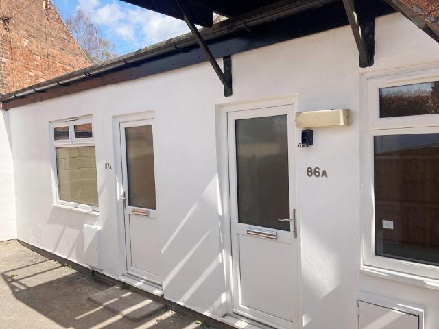 Flat for rent in Caldermill, East Midlands