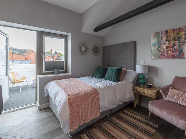 Flat for rent in Evershot, Oxfordshire