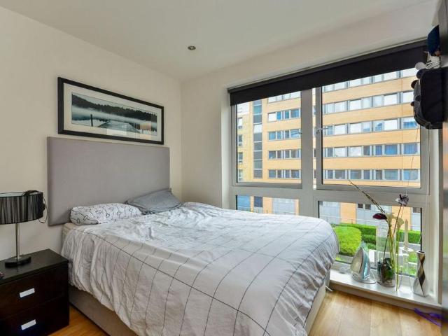 Studio for rent in Imperial Wharf, Greater London