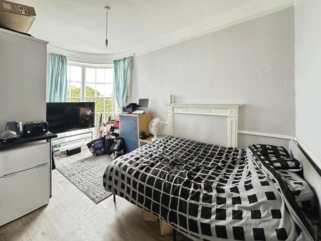 Studio for rent in Withycombe, Budlake