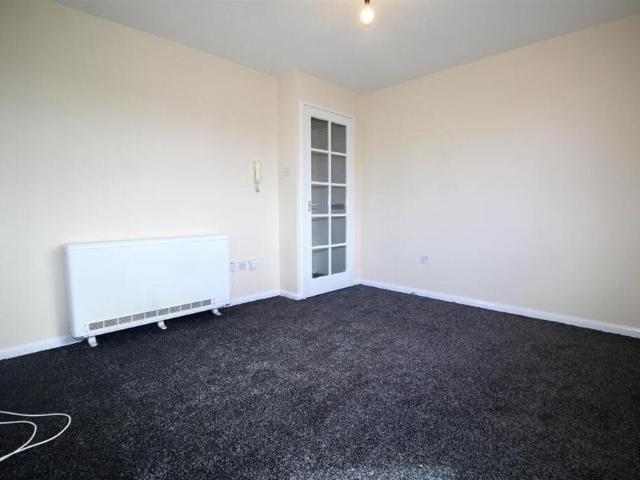 Studio for rent in Carterhatch, Greater London
