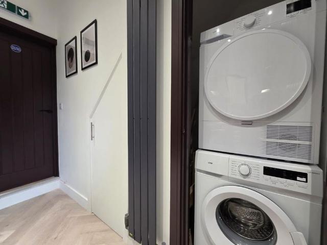 Studio for rent in Spring Park, Luton