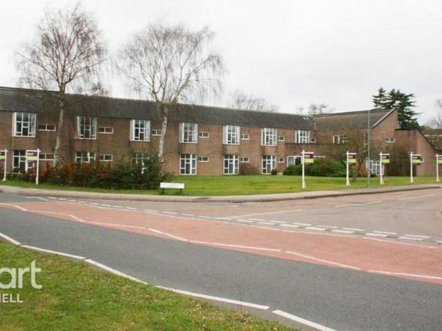 Studio for rent in Bracknell