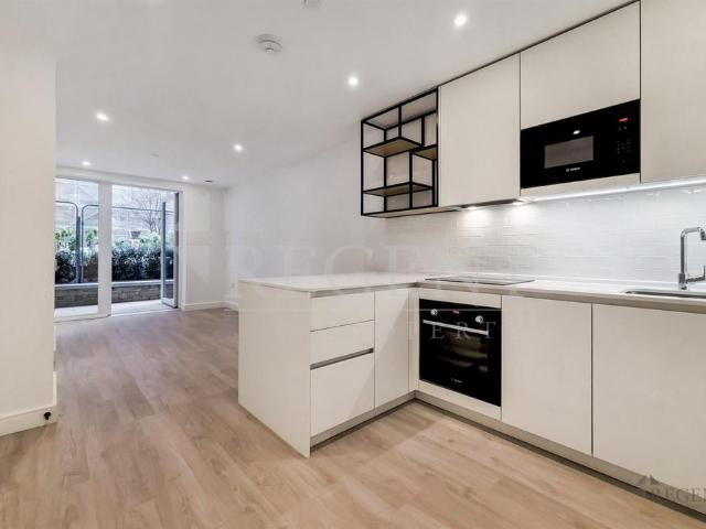 Flat for rent in Alperton, Isle Of Man