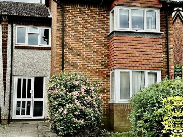 Flat for rent in Greater London