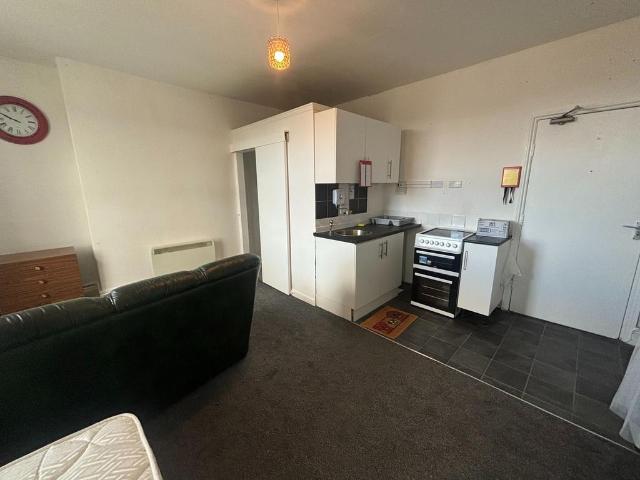 Flat for rent in South Cliff, Kepwick