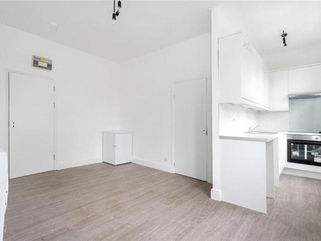 Studio for rent in London Borough of Islington, Greater London