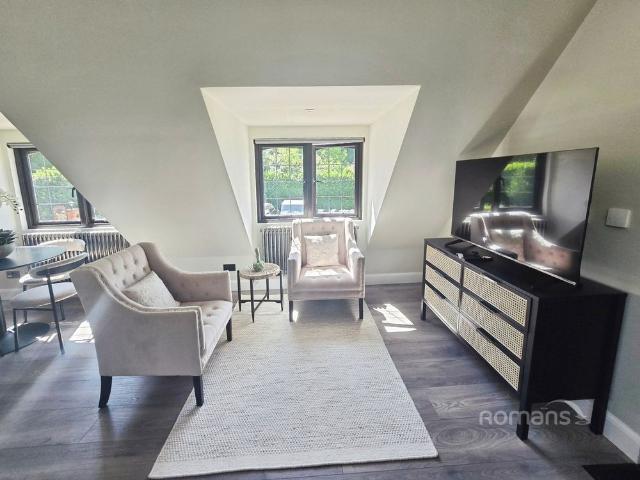 Studio for rent in Sunningdale, Windsor and Maidenhead